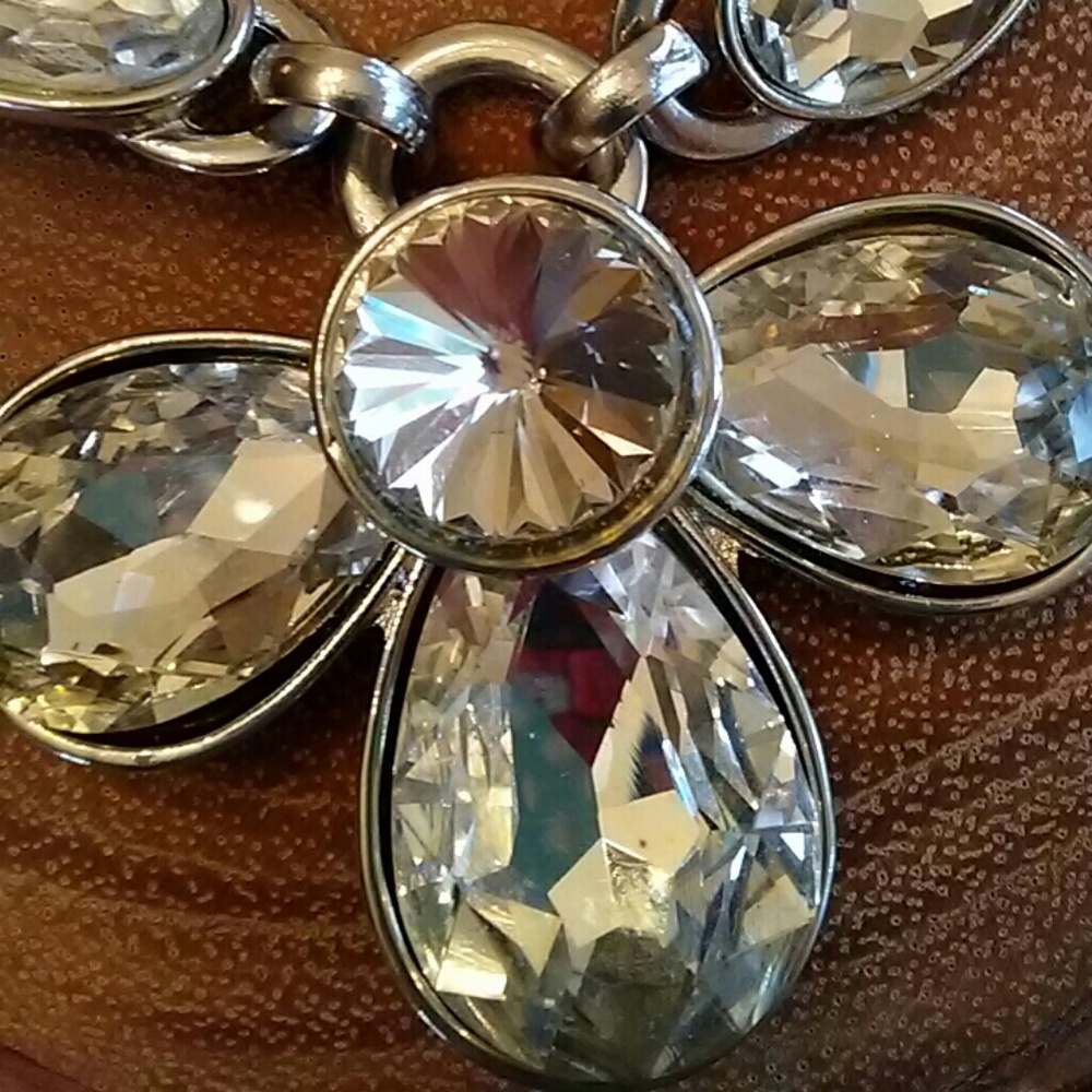 Bling Bling Statement Necklace Set - image 2